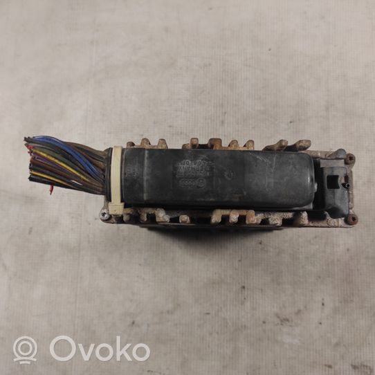 Volkswagen II LT Unité de commande, module ECU de moteur 074906021E