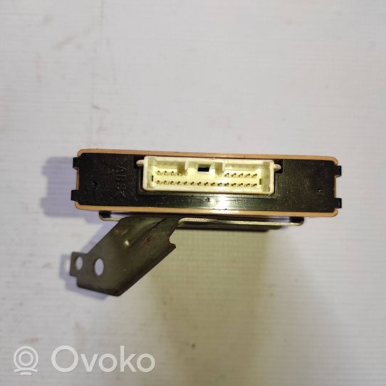 Toyota Prius (XW20) Moduł sterowania Gateway 8911147050