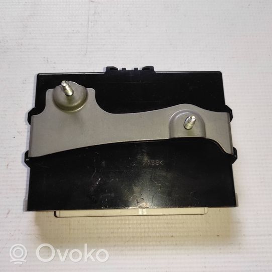 Toyota Camry Module de contrôle sans clé Go 8999033021