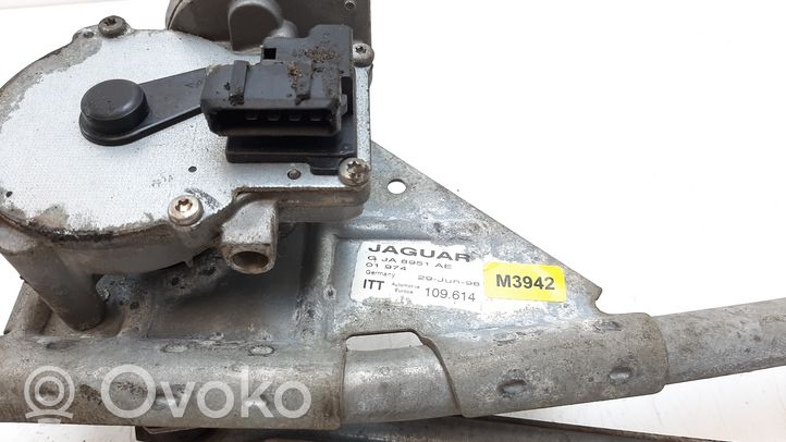 Jaguar XK8 - XKR Front wiper linkage and motor GJA8951AE