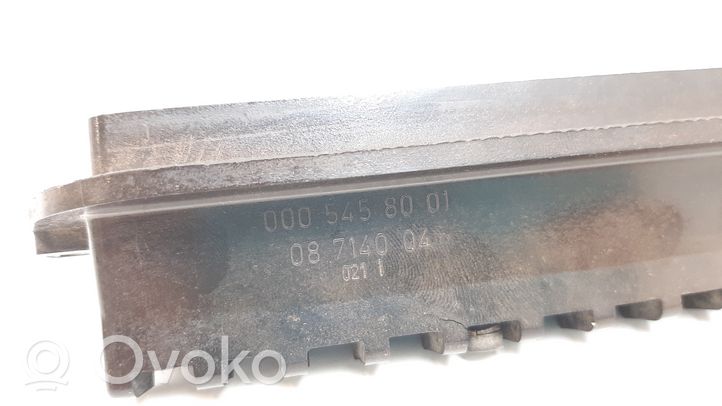 Mercedes-Benz COMPAKT W115 Module de fusibles 0005458001