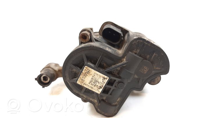 Volkswagen PASSAT B8 Bremssattel hinten 