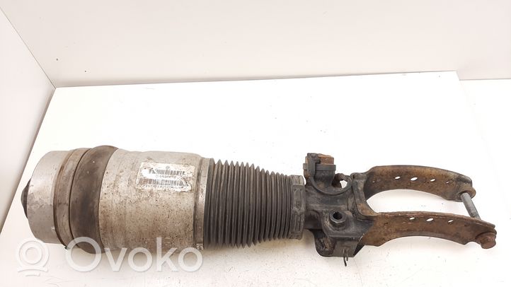 Volkswagen Touareg I Amortisseur airmatic de suspension pneumatique avant 