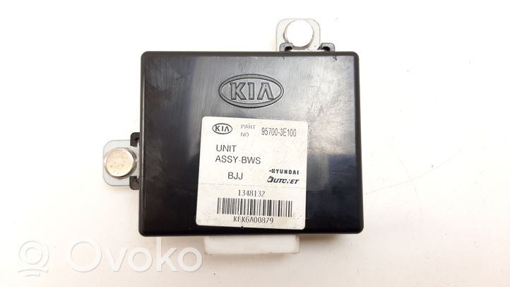 KIA Sorento Sterownik / Moduł parkowania PDC 957003E100