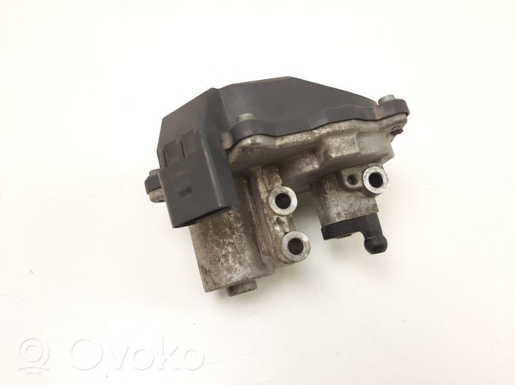 Audi A4 S4 B7 8E 8H Oro sklendės varikliukas 06F133482