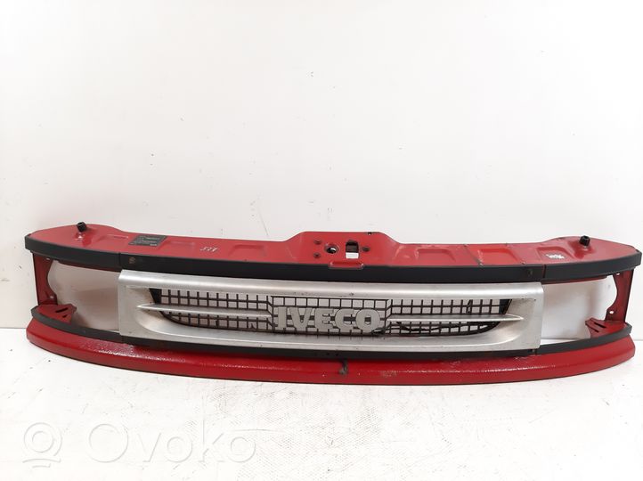 Iveco Daily 40.8 Grille de calandre avant 