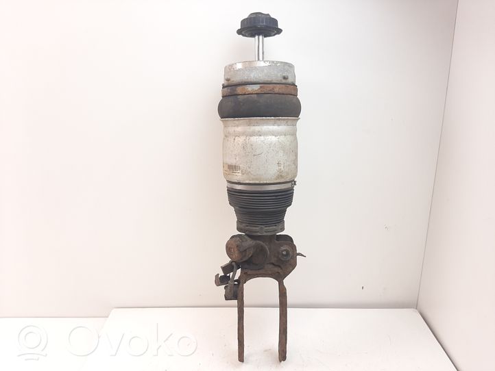 Volkswagen Touareg I Amortisseur airmatic de suspension pneumatique avant 7L6412021T