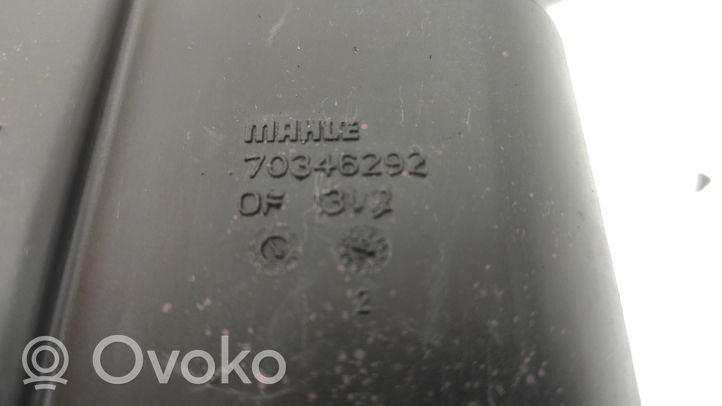 BMW 3 E90 E91 Mocowanie / uchwyt filtra oleju 