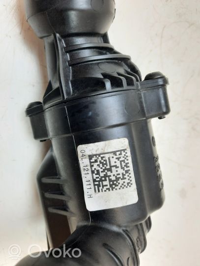 Audi A5 Termostato/alloggiamento del termostato 04L121111H