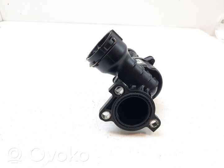 Audi A5 Boîtier de thermostat / thermostat 04L121111H