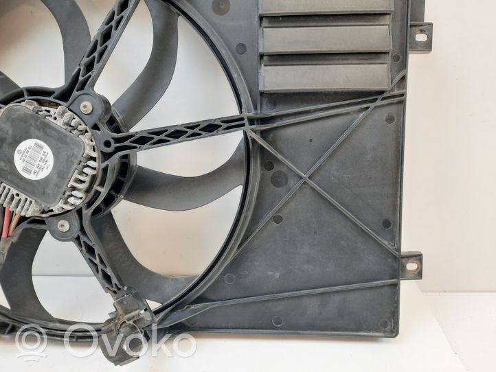 Volkswagen Caddy Ventilatore di raffreddamento elettrico del radiatore 1K0121205N