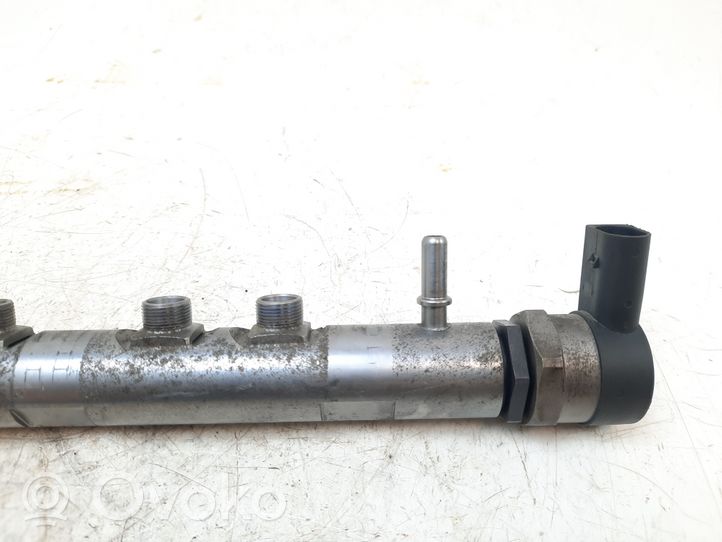 BMW 1 E81 E87 Fuel main line pipe 7809127