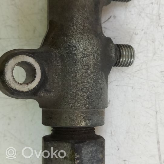 Subaru Outback Linea principale tubo carburante 06M01620