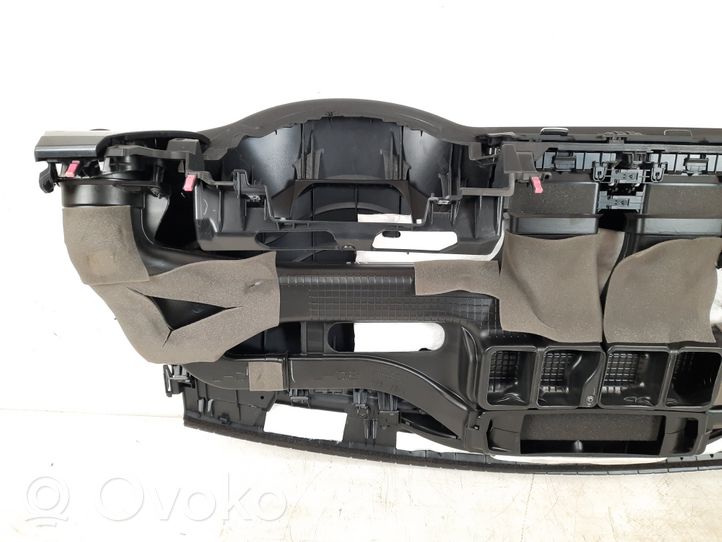 Toyota Auris E180 Panel de instrumentos 