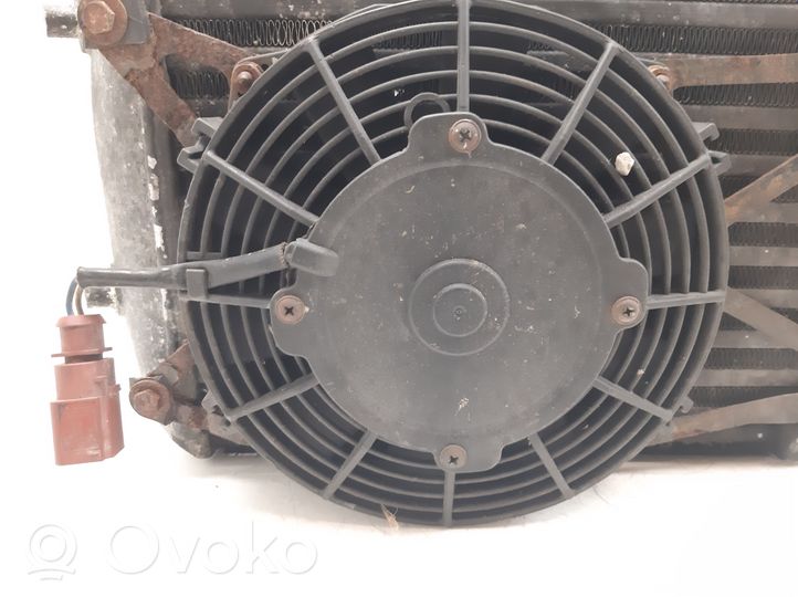 Audi RS6 C6 Chłodnica powietrza doładowującego / Intercooler 07L145805A