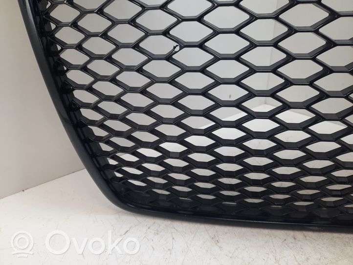 Audi RS6 C6 Grille calandre supérieure de pare-chocs avant 4F0853651AL