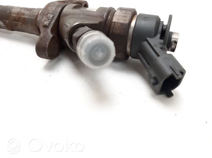 Peugeot Bipper Injecteur de carburant 0445110311