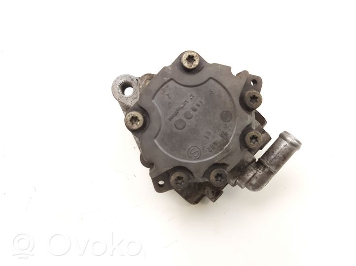 Audi RS6 C6 Pompe de direction assistée 4F0145157