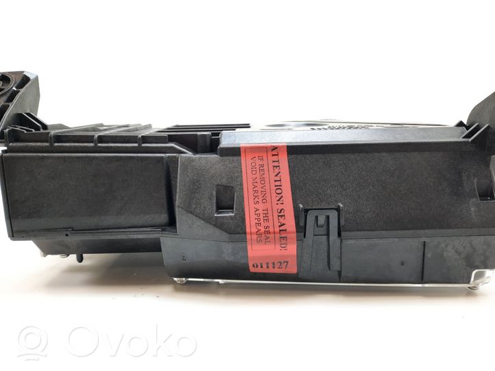 Toyota Prius+ (ZVW40) HUD-näyttö 8310847041