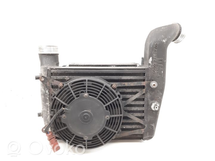 Audi RS6 C6 Chłodnica powietrza doładowującego / Intercooler 07L145805A