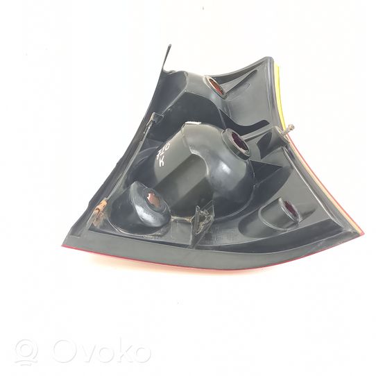 Chrysler Pacifica Lampa tylna 04857587