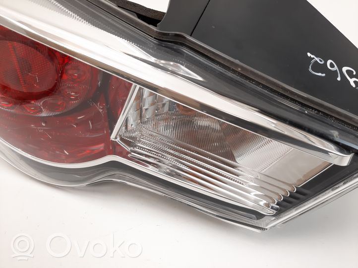 Toyota GT 86 Rear/tail lights 22060082