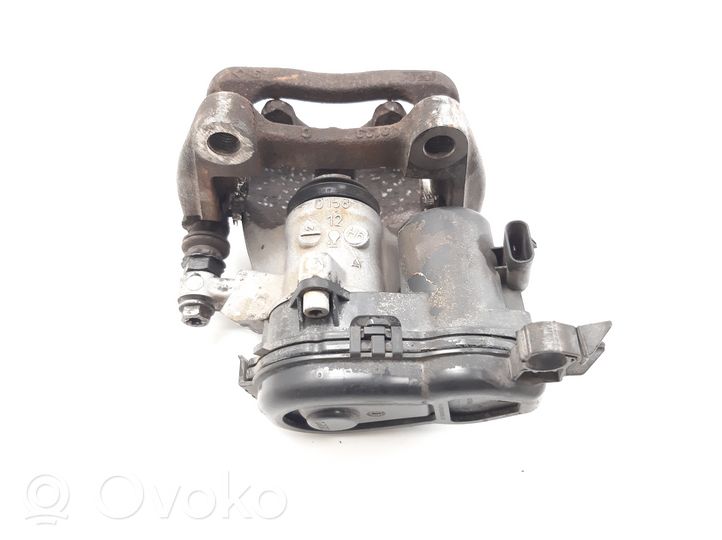 Mercedes-Benz A W176 Pinza del freno posteriore A2465460443