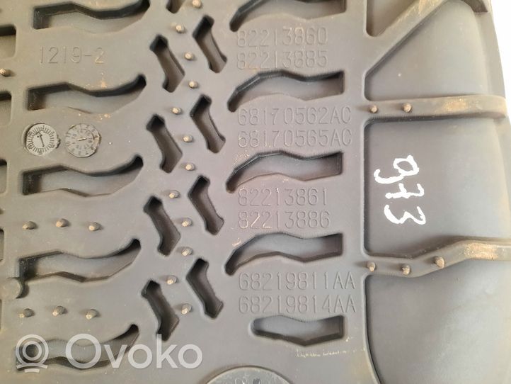 Jeep Wrangler Auton lattiamattosarja 82213860