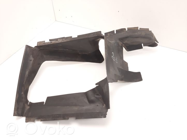 Audi Q7 4L Canal de guidage d'air du refroidisseur 4L0117336B