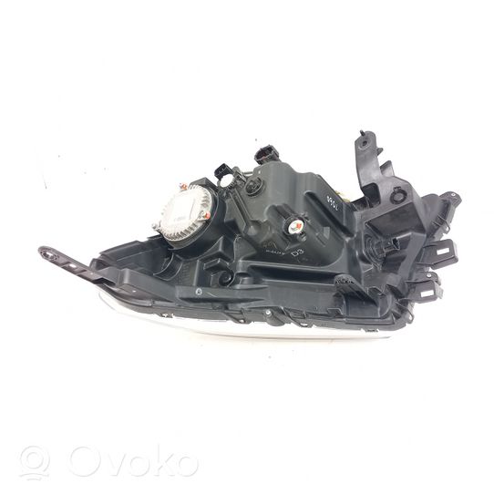 Nissan Navara D23 Phare frontale 01HCR01102A