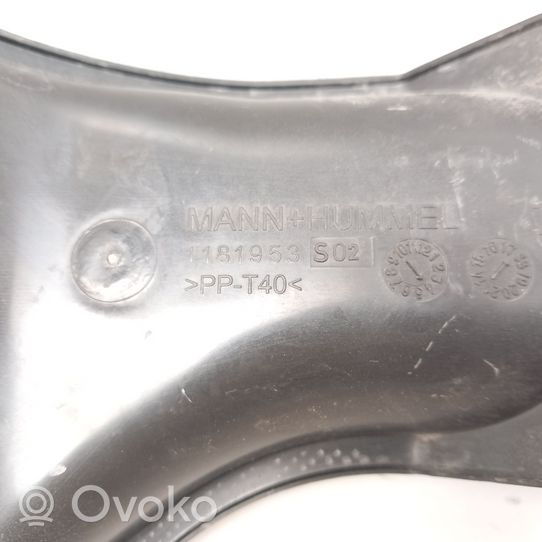 Nissan Navara D23 Oro paėmimo kanalo detalė (-ės) 1181953