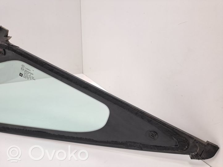 Opel Zafira C Finestrino/vetro triangolo anteriore 510508554