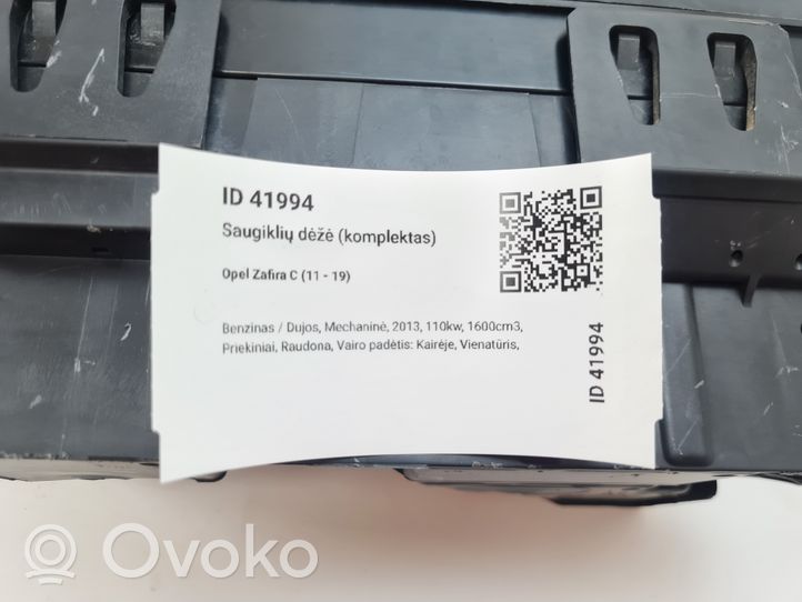 Opel Zafira C Fuse box set 13368640