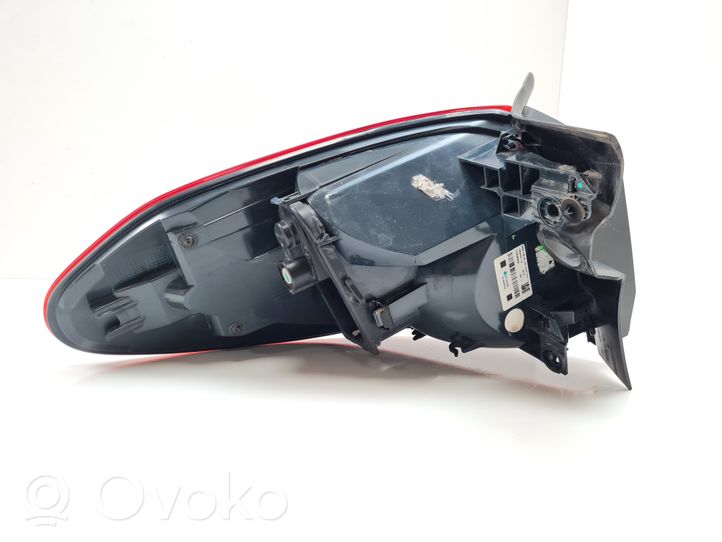 BMW 2 F46 Lampa tylna 7330474