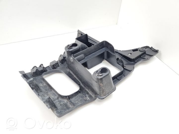 BMW 2 F46 Soporte de montaje del parachoques trasero 7318754