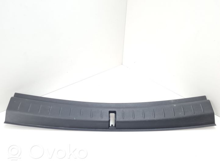 BMW 2 F46 Osłona pasa bagażnika 7327008