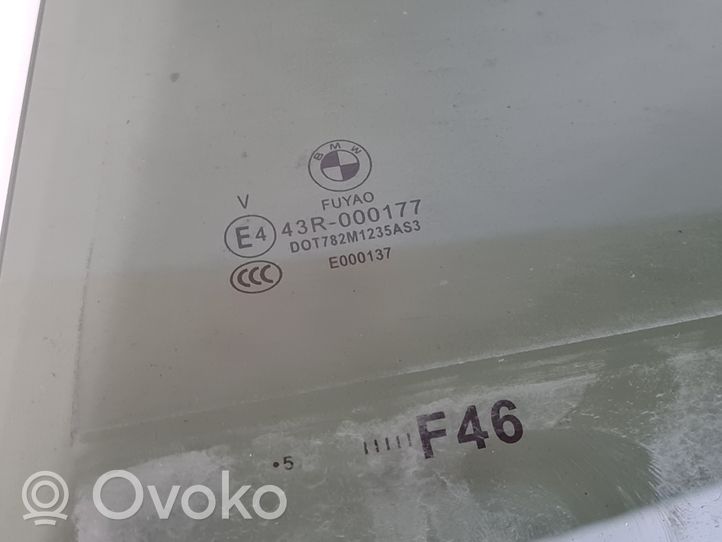 BMW 2 F46 Rear door window glass 43R000177