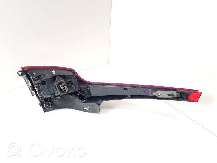 Volvo S90, V90 Luci posteriori 32293877