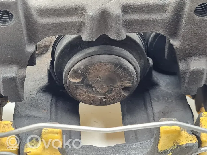 Volvo S90, V90 Caliper del freno trasero 31471268