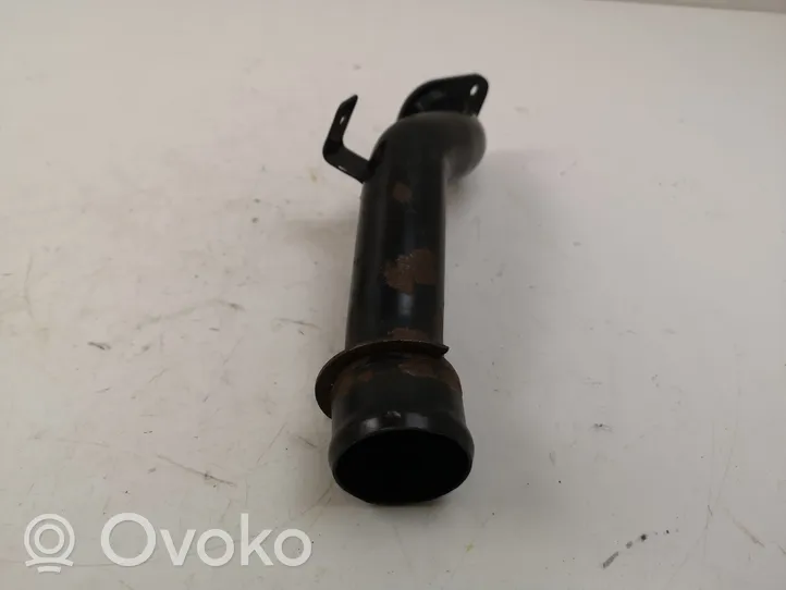 Opel Combo D Tuyau de liquide de refroidissement moteur 