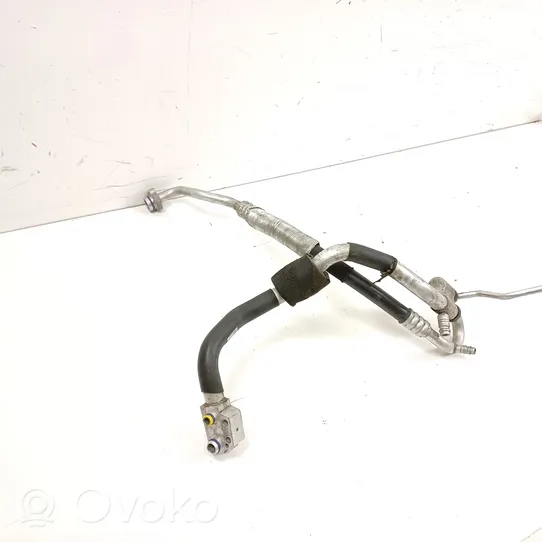 Audi A5 8T 8F Air conditioning (A/C) pipe/hose 8K1260712B
