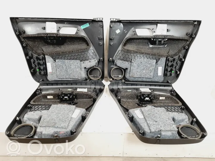 Volkswagen Amarok Set di rivestimento sedili e portiere 2H0868007