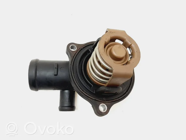 Audi A5 8T 8F Termostaatin kotelo 059121111