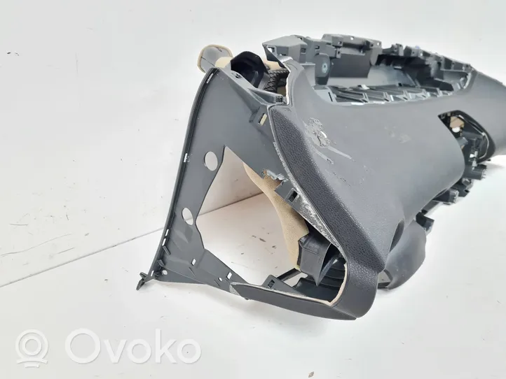 Toyota Prius (XW50) Tableau de bord 5531047010