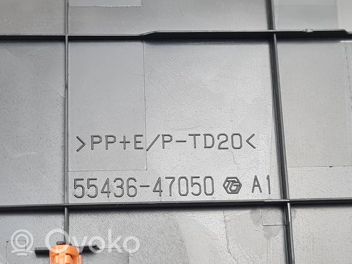 Toyota Prius (XW50) Garniture d'extrémité latérale du tableau de bord 5543647050