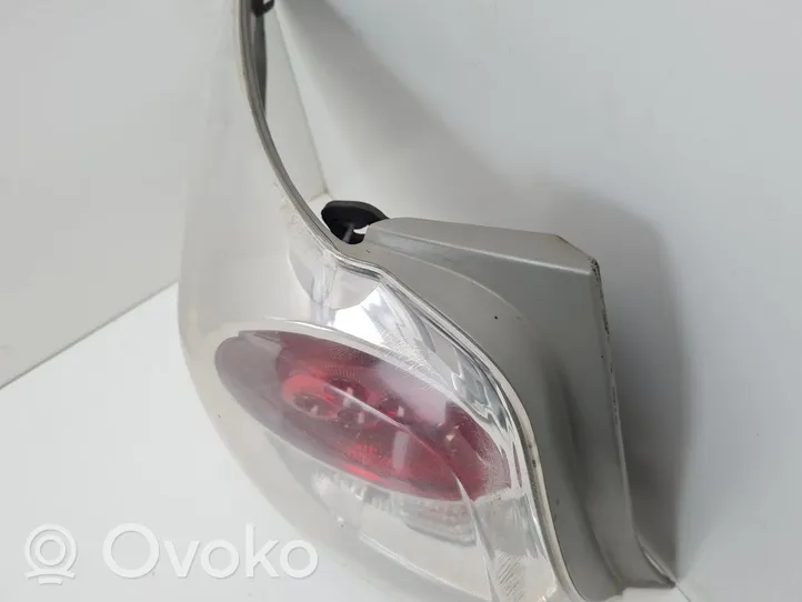 Toyota Verso Lampa tylna 815600F130