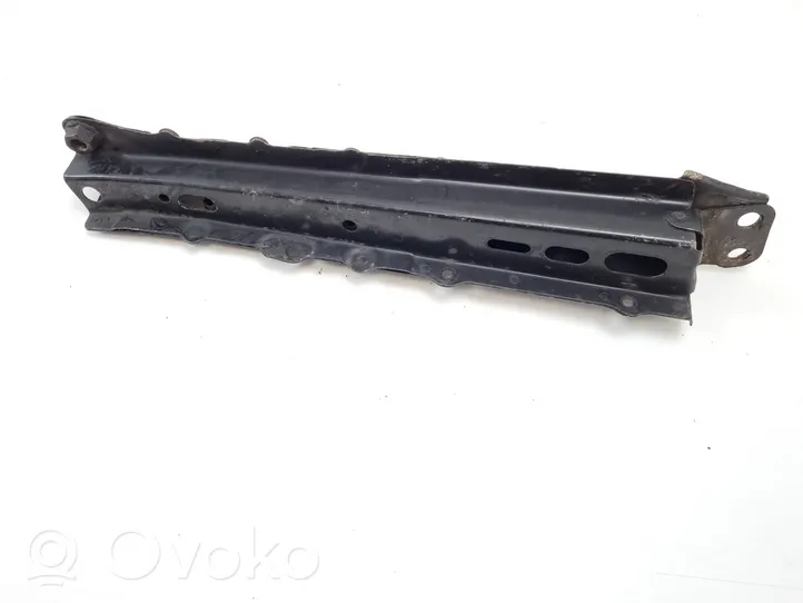 Toyota Verso Support, fixation radiateur 