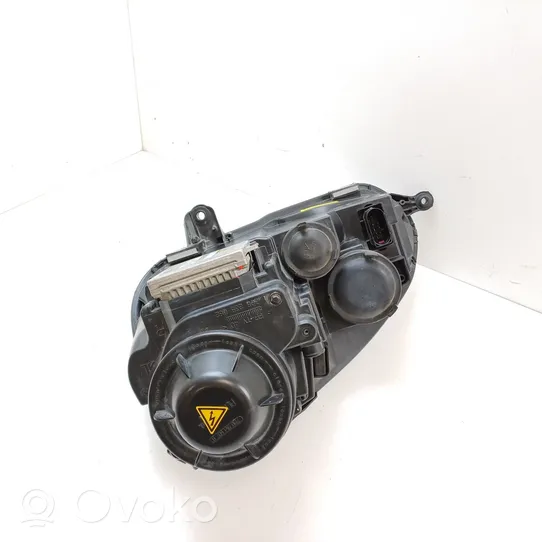 Volkswagen Golf V Lampa przednia 1K6941032