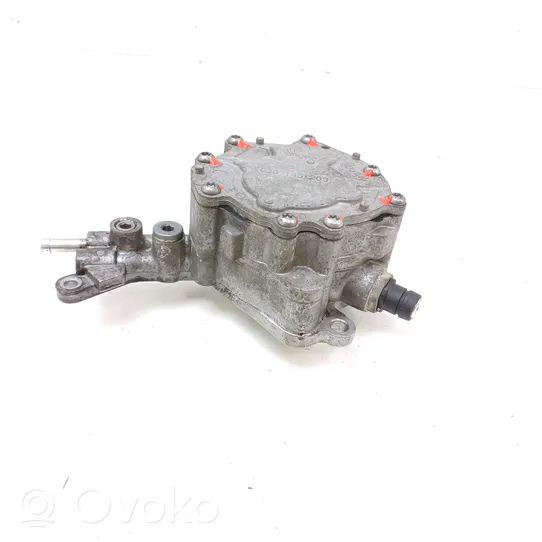 Volkswagen Golf V Vacuum pump 038145209M