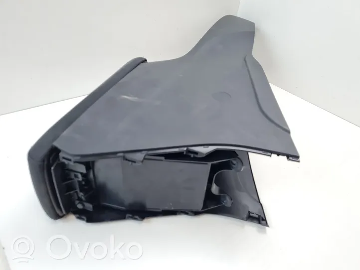 Toyota Prius (XW50) Bracciolo 5891147060